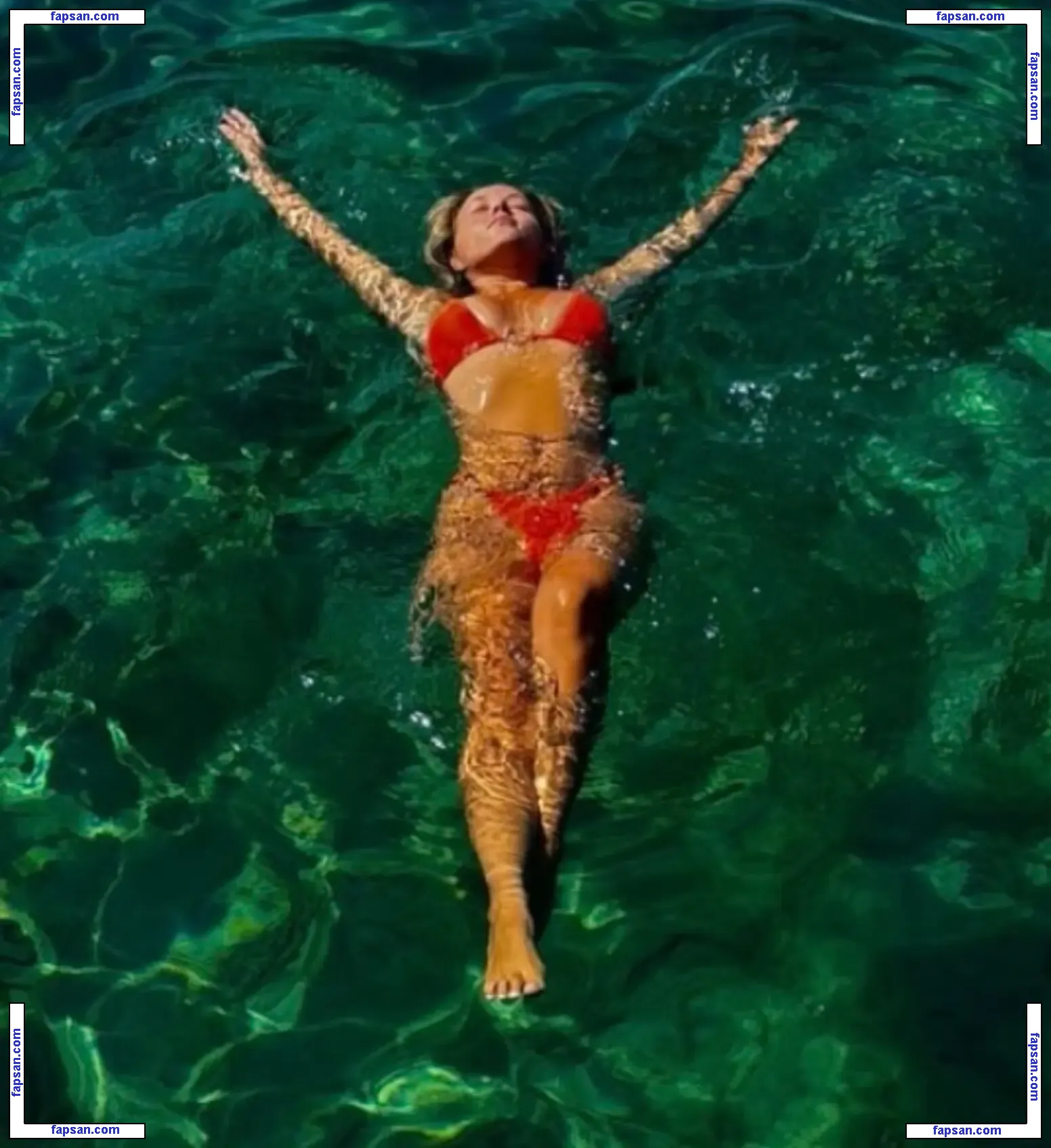 Ellie Dadd nude photo #0002 from OnlyFans