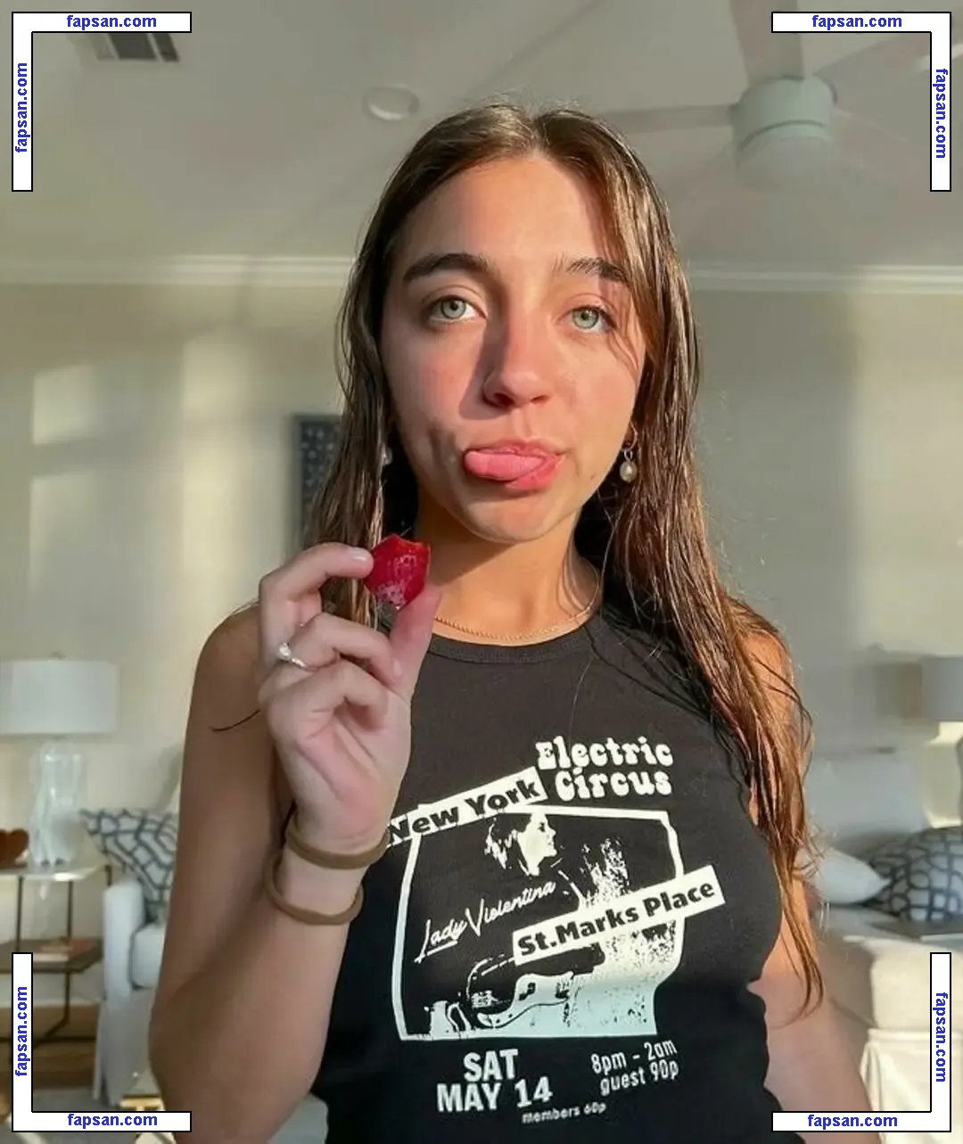 Ellie Dobleske nude photo #0026 from OnlyFans