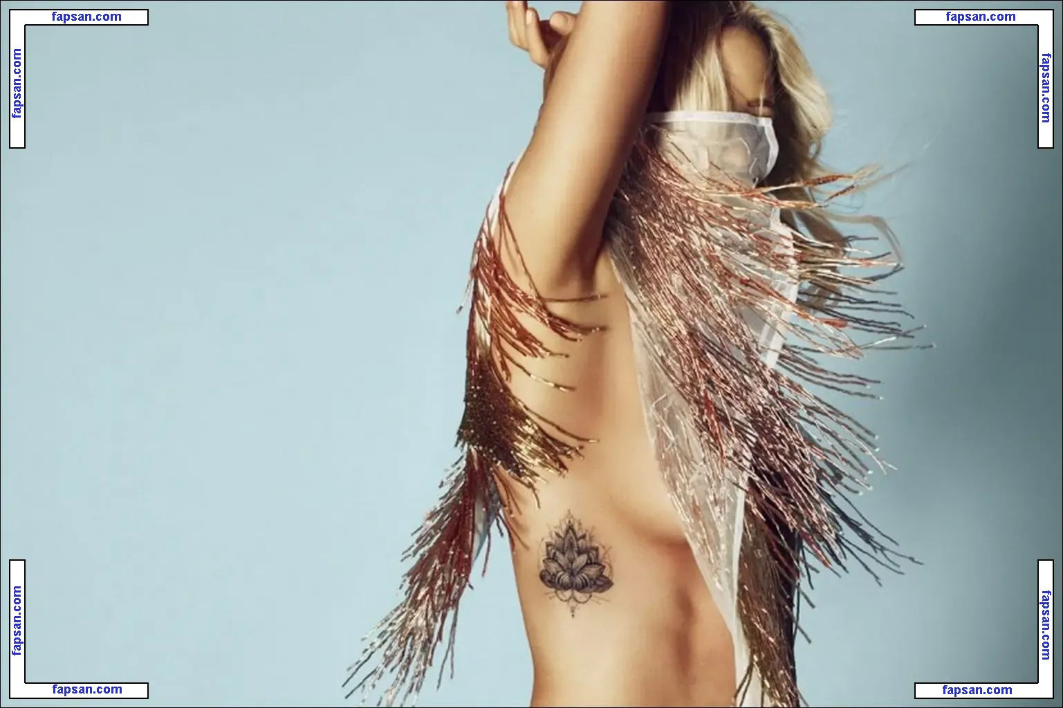 Ellie Goulding nude photo #0138 from OnlyFans