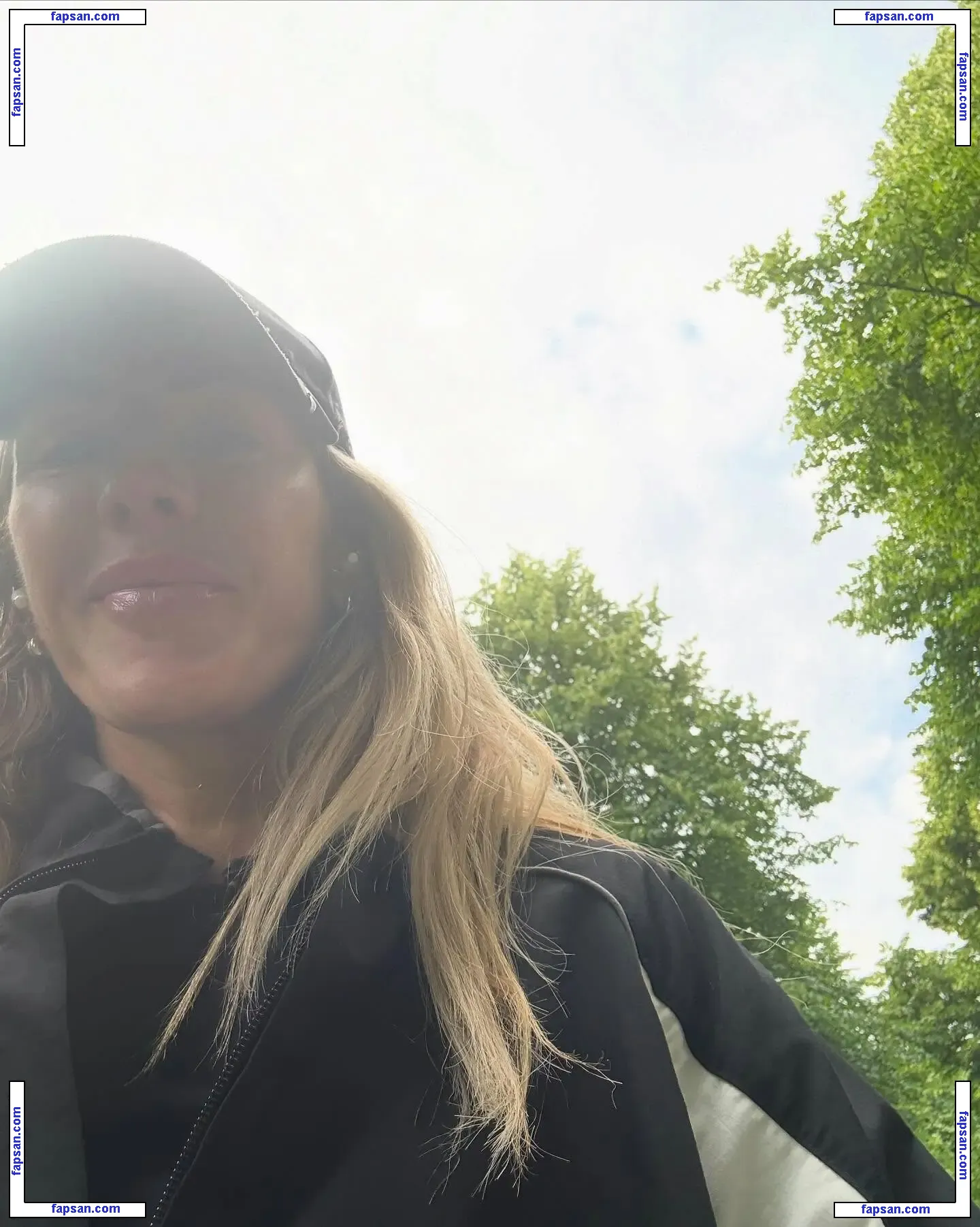 Ellie Goulding nude photo #1004 from OnlyFans