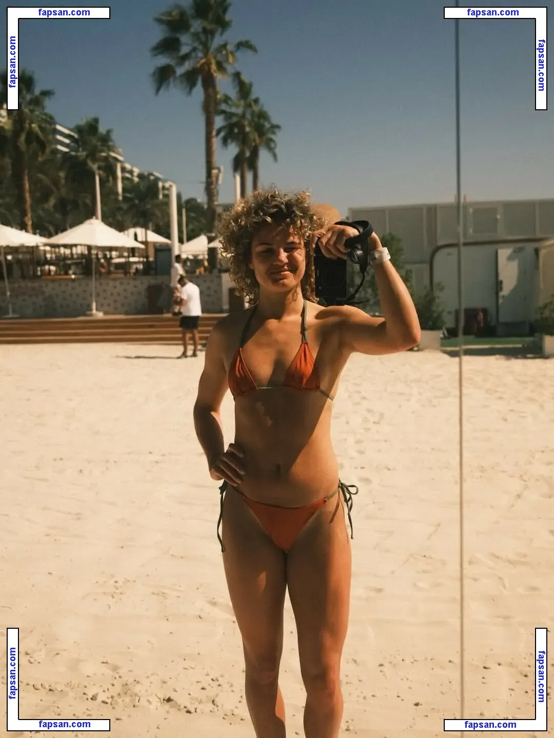 Ellie Kildunne голая фото #0006 с Онлифанс