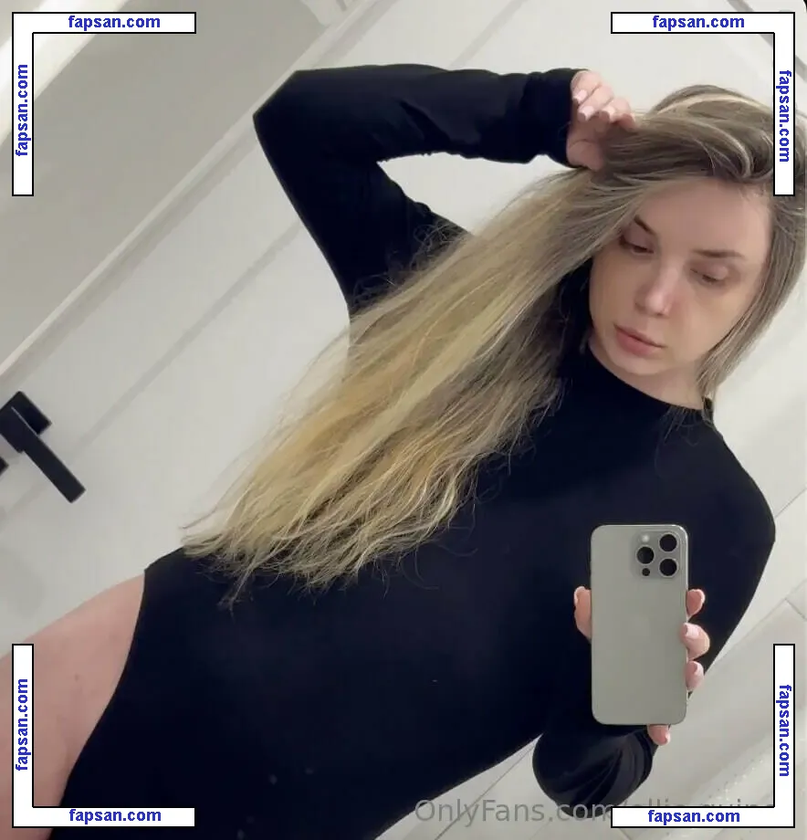 ellie.quincy nude photo #0001 from OnlyFans