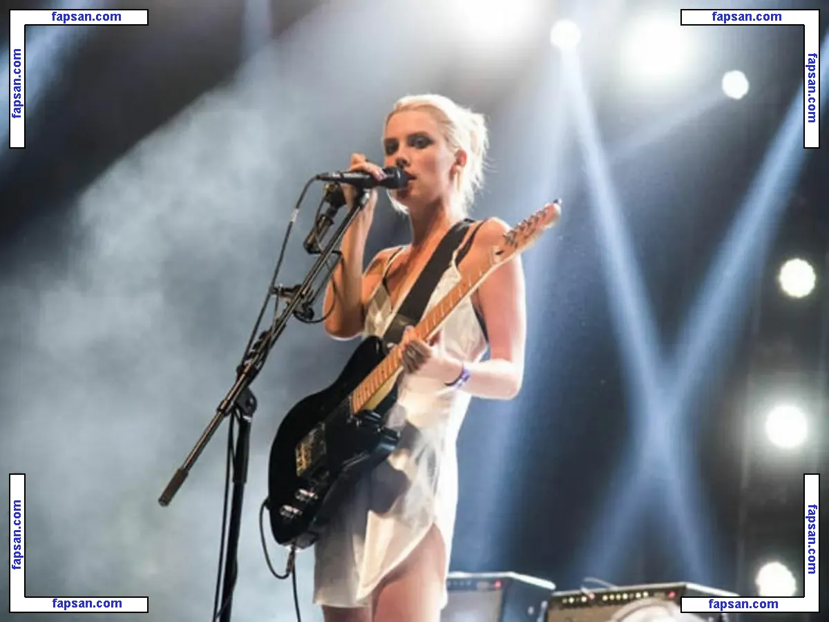 Ellie Rowsell голая фото #0015 с Онлифанс