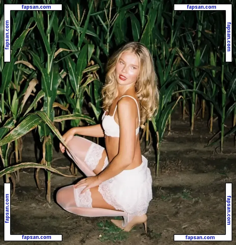 Ellie Thumann nude photo #0150 from OnlyFans