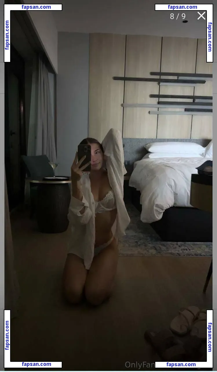 ellie.vandeel nude photo #0007 from OnlyFans