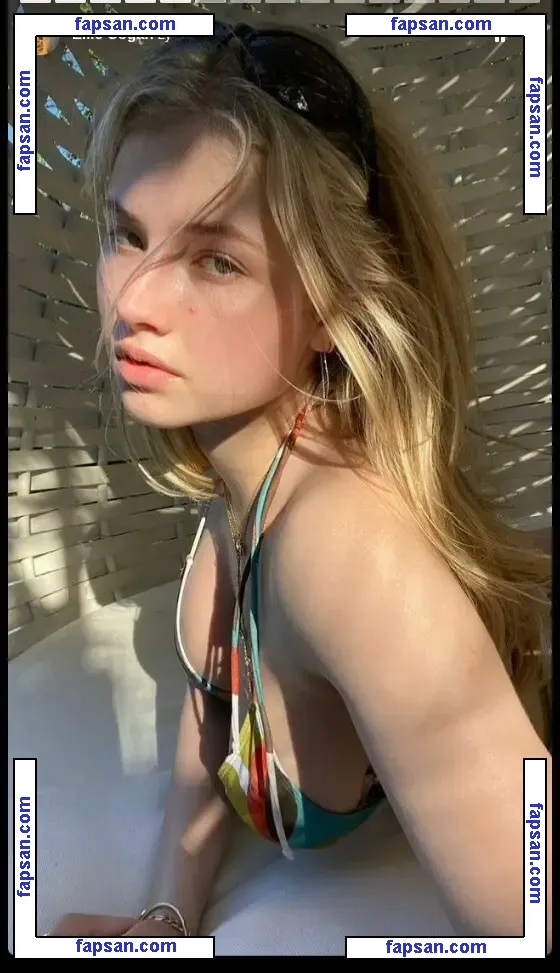 elliebaeeeeee голая фото #0011 с Онлифанс