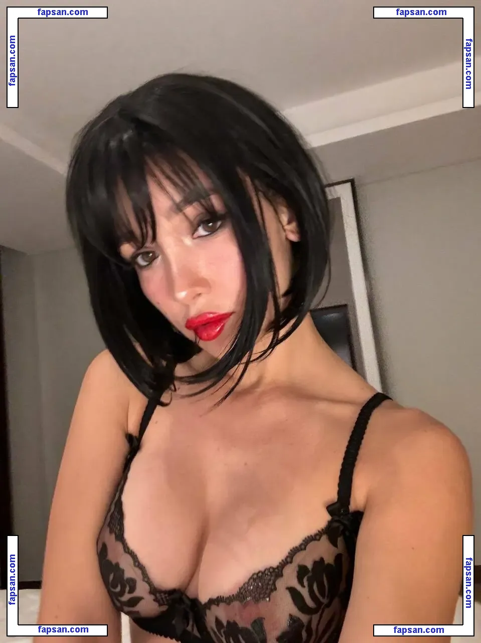 ellieleen nude photo #1492 from OnlyFans