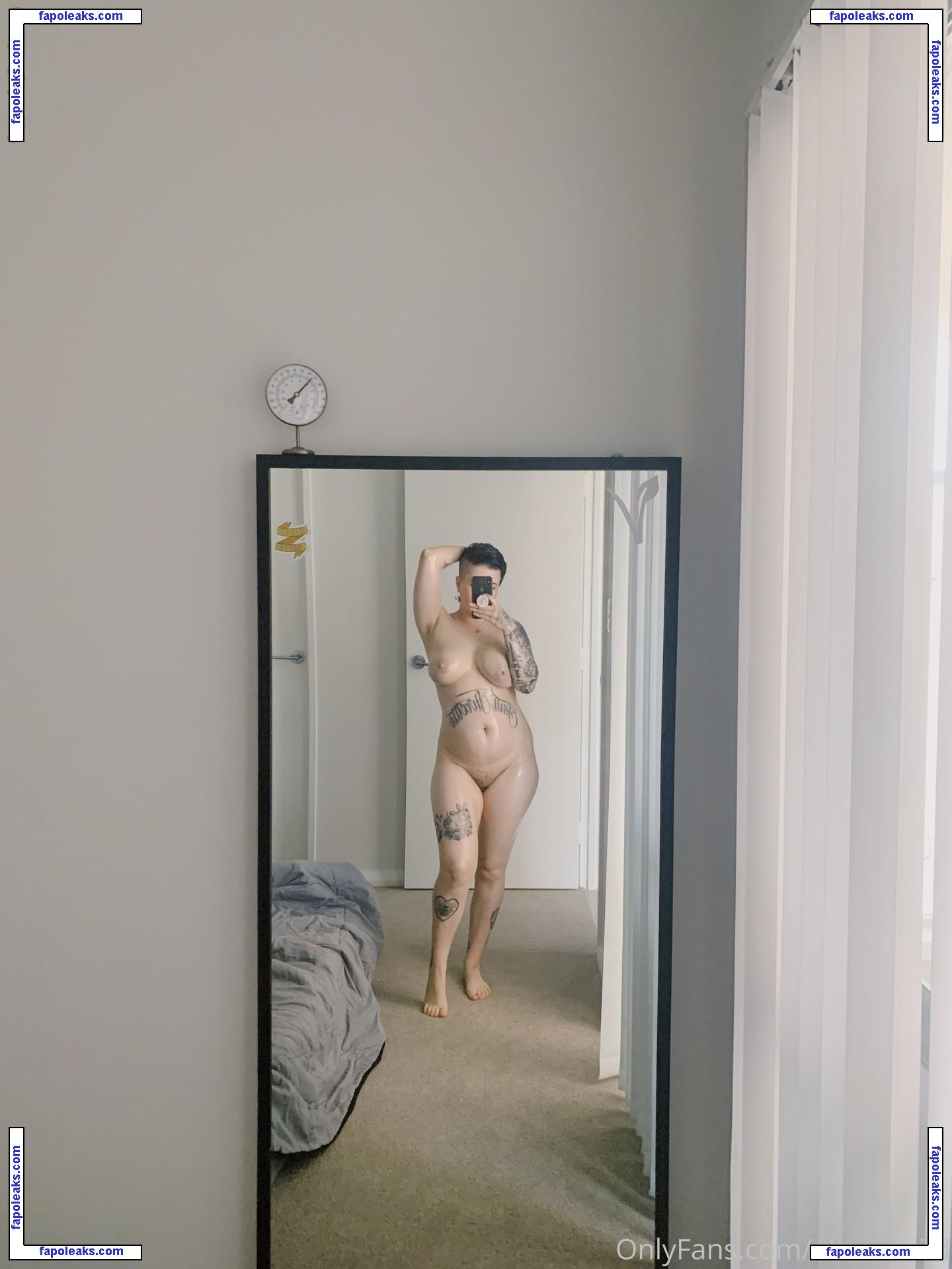 Eloura Wild / elourawild nude photo #0025 from OnlyFans