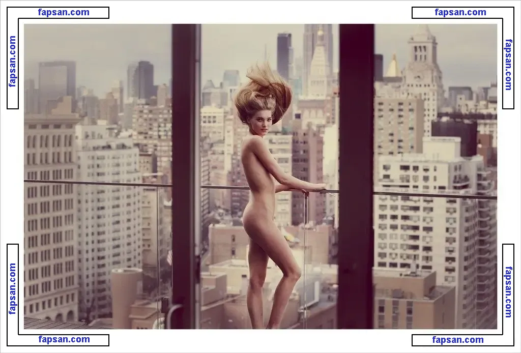 Elsa Hosk nude photo #2154 from OnlyFans