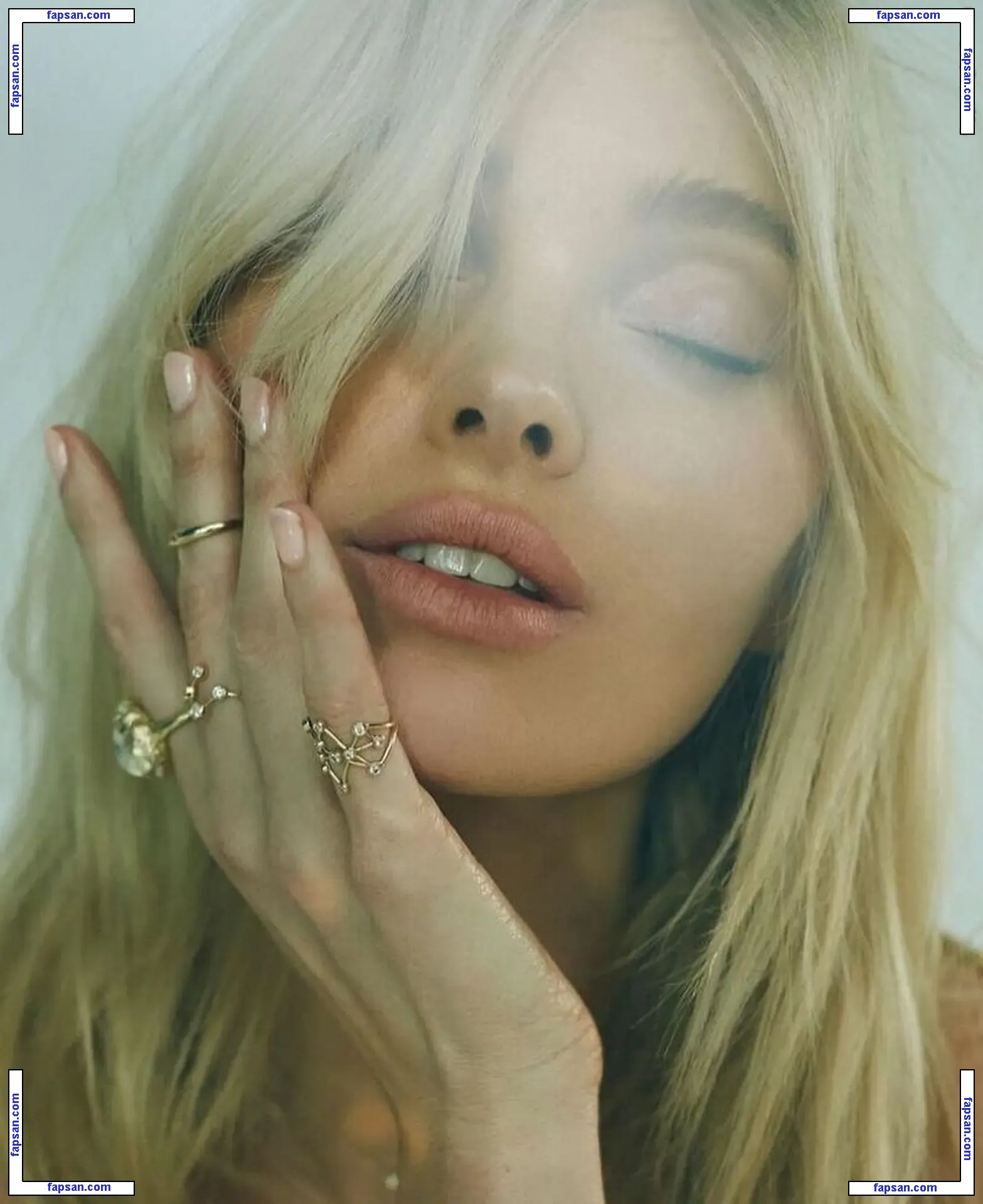 Elsa Hosk nude photo #2199 from OnlyFans