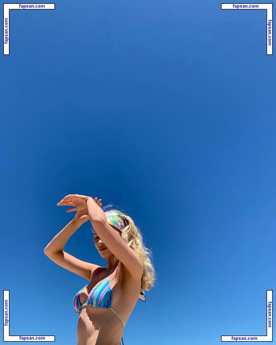 Elsa Hosk nude photo #2626 from OnlyFans