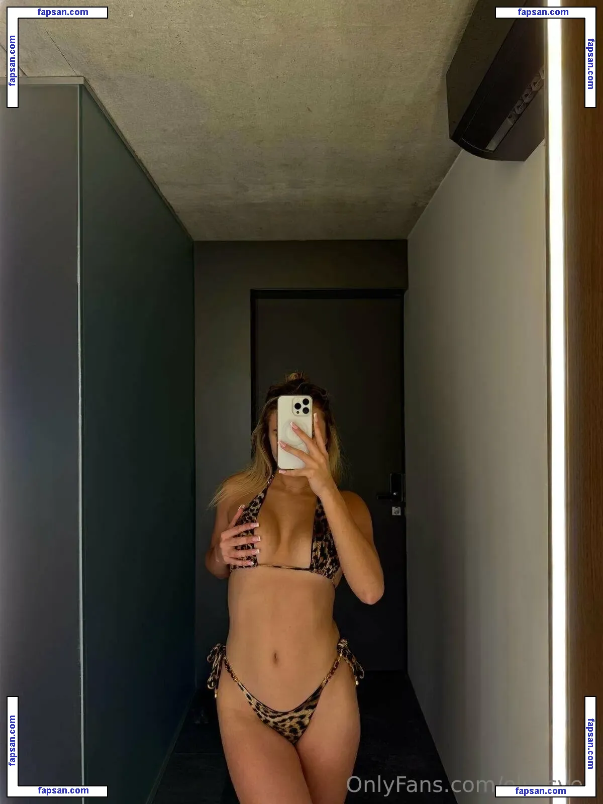 elsasve0 nude photo #0003 from OnlyFans