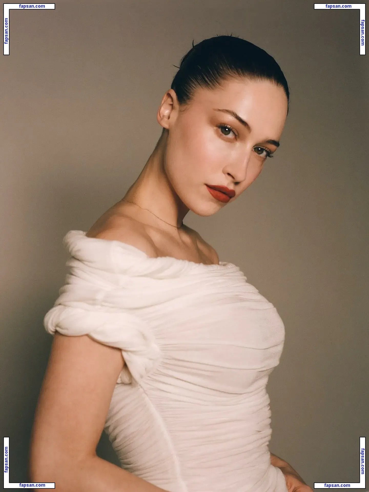 Elsie Hewitt nude photo #0094 from OnlyFans