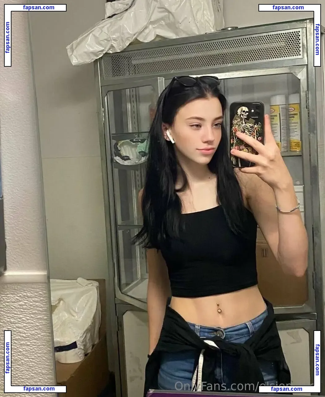 elsieporter nude photo #0018 from OnlyFans