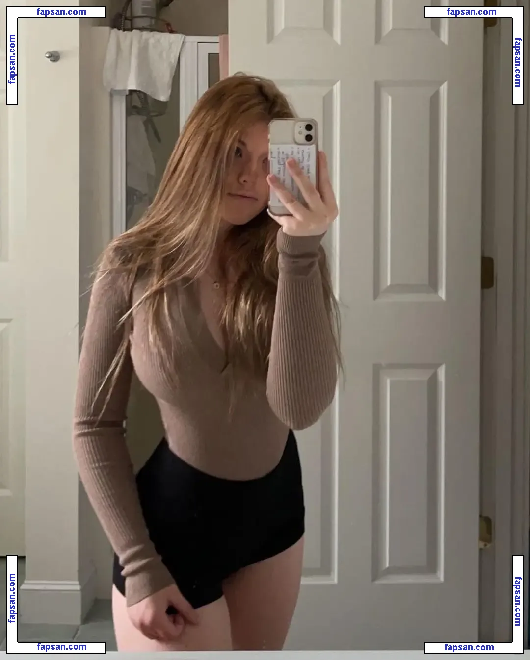 Elsuzannee nude photo #0007 from OnlyFans