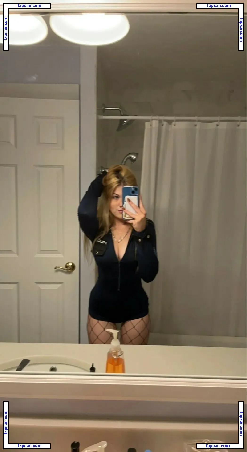 Elsuzannee nude photo #0025 from OnlyFans