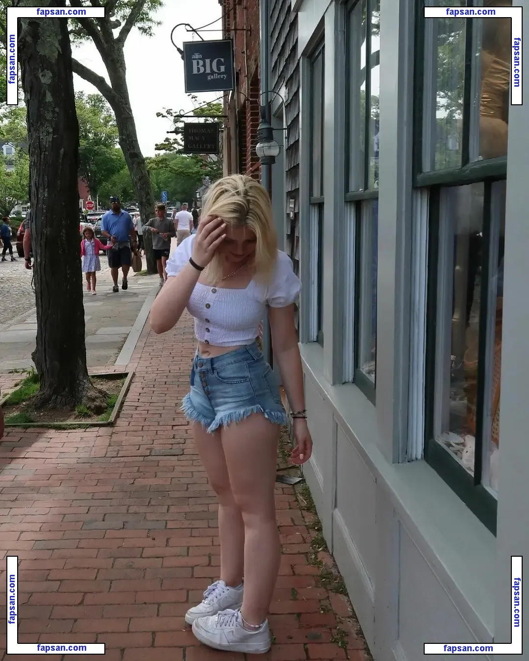 Elsuzannee nude photo #0093 from OnlyFans