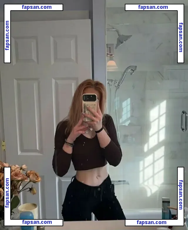 Elsuzannee nude photo #0129 from OnlyFans