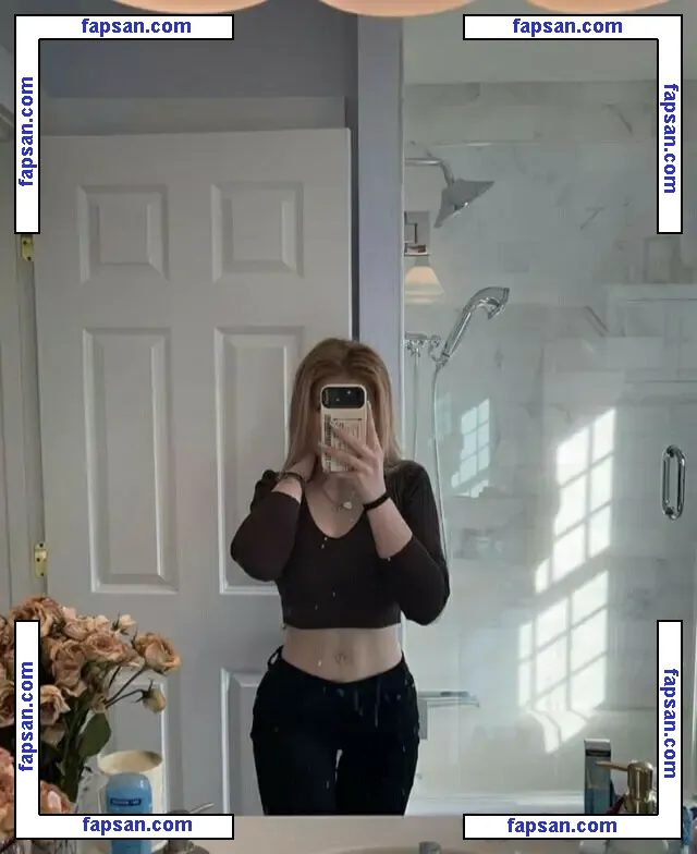 Elsuzannee nude photo #0130 from OnlyFans