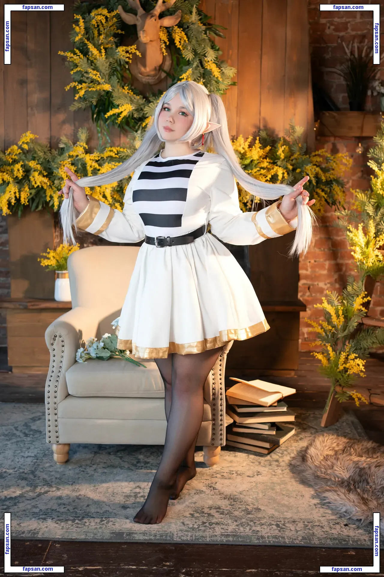 Elune Cosplay nude photo #0583 from OnlyFans