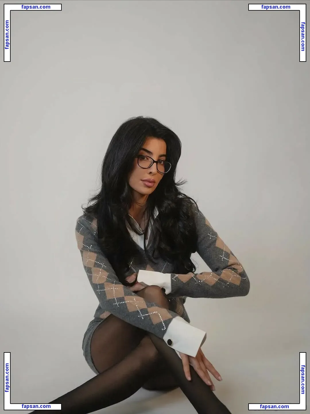 Elwa Saleh nude photo #0044 from OnlyFans