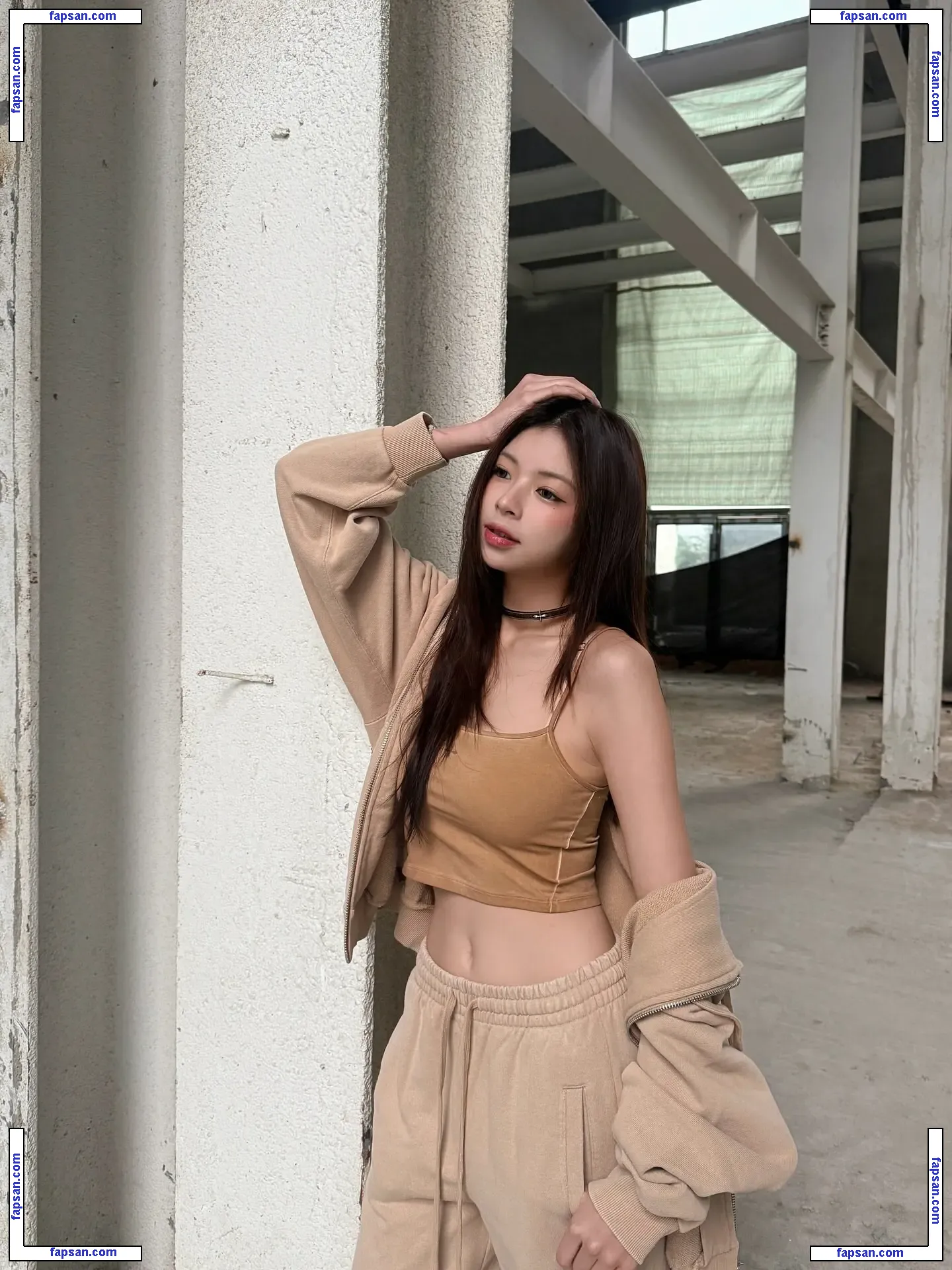 Elyn Leong голая фото #0003 с Онлифанс