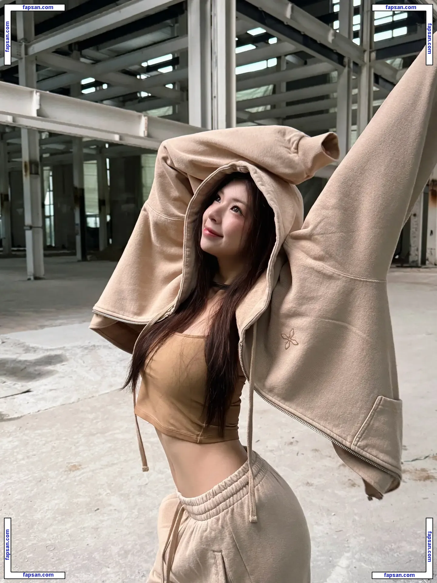 Elyn Leong голая фото #0013 с Онлифанс