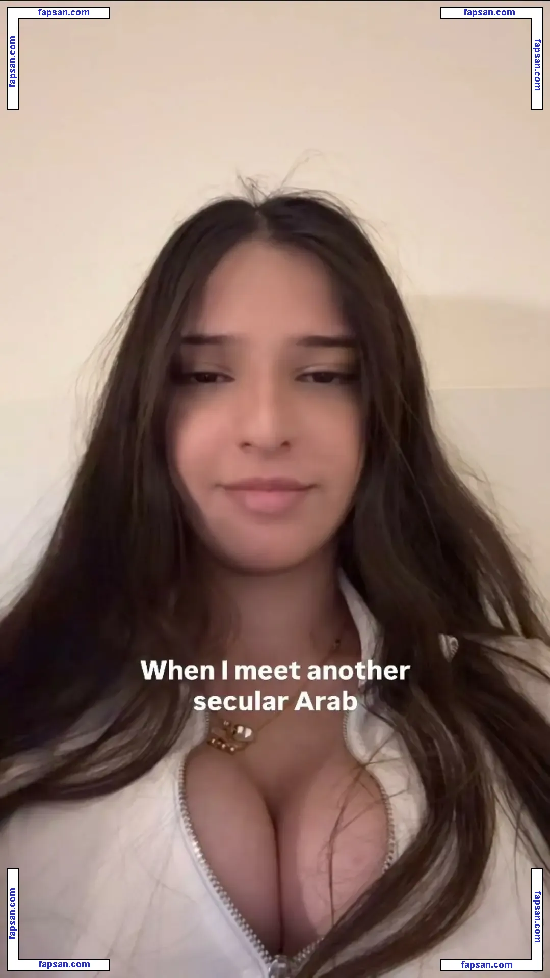 Elysandra Ali Sadun голая фото #0001 с Онлифанс