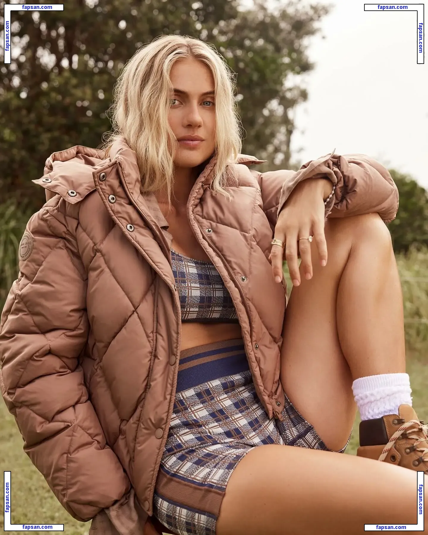 Elyse Knowles nude photo #0072 from OnlyFans