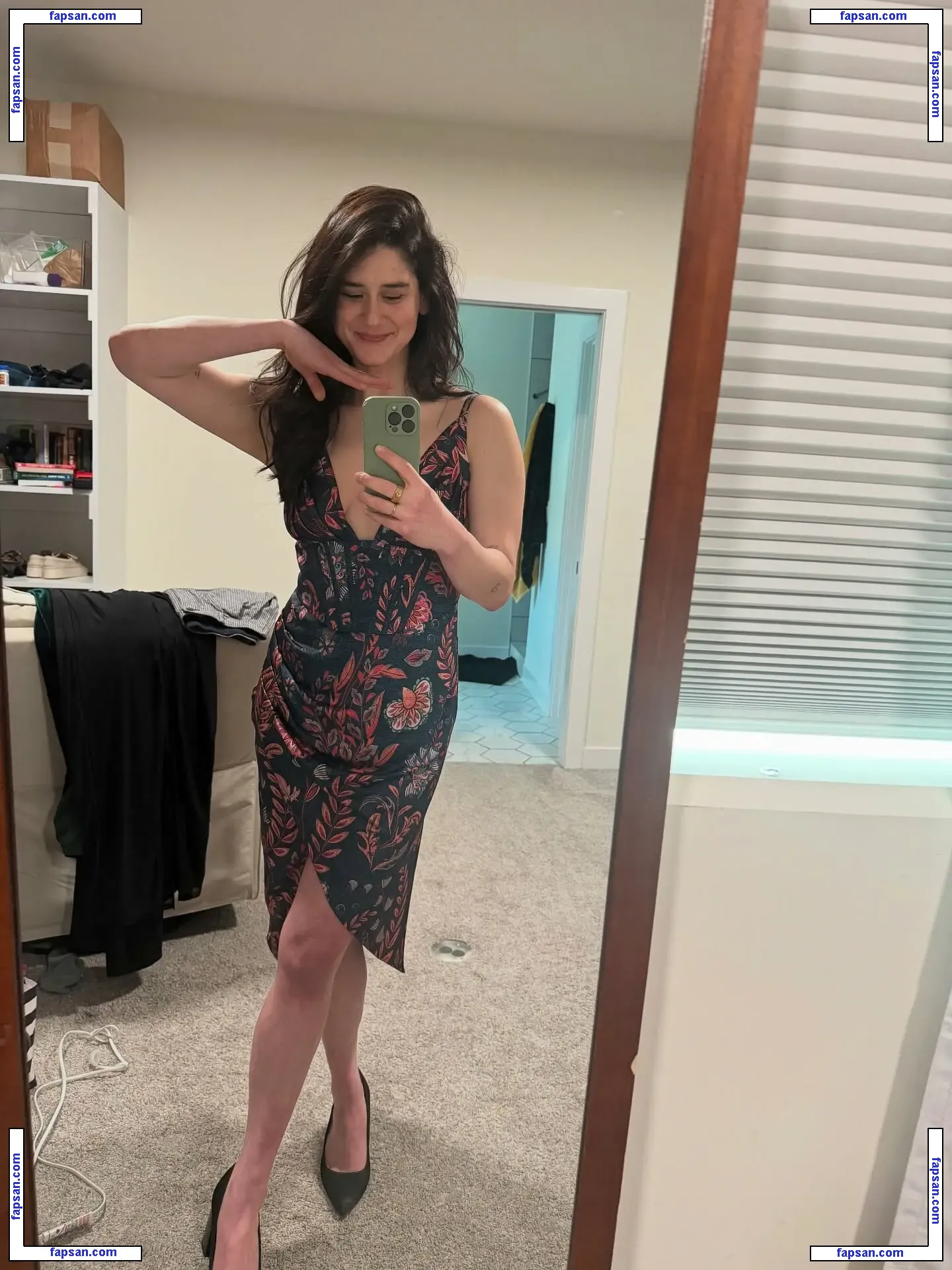 Elyse Myers nude photo #0001 from OnlyFans