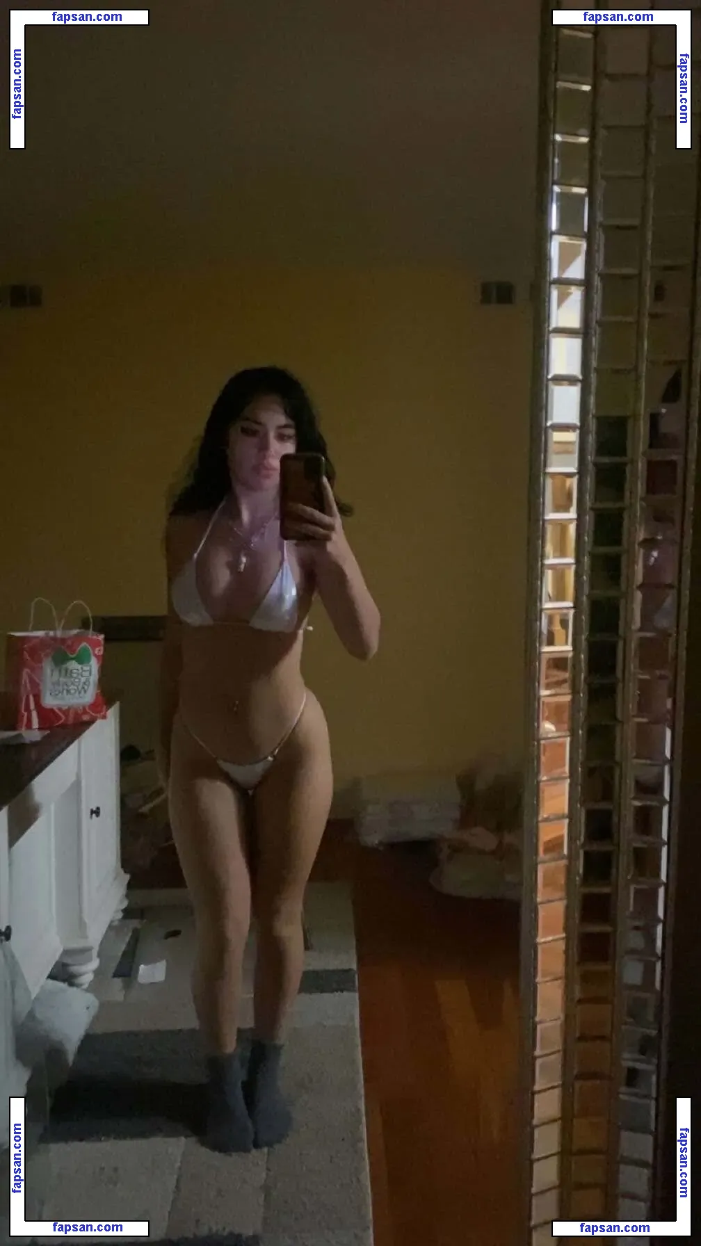 Emaleah Christou голая фото #0013 с Онлифанс