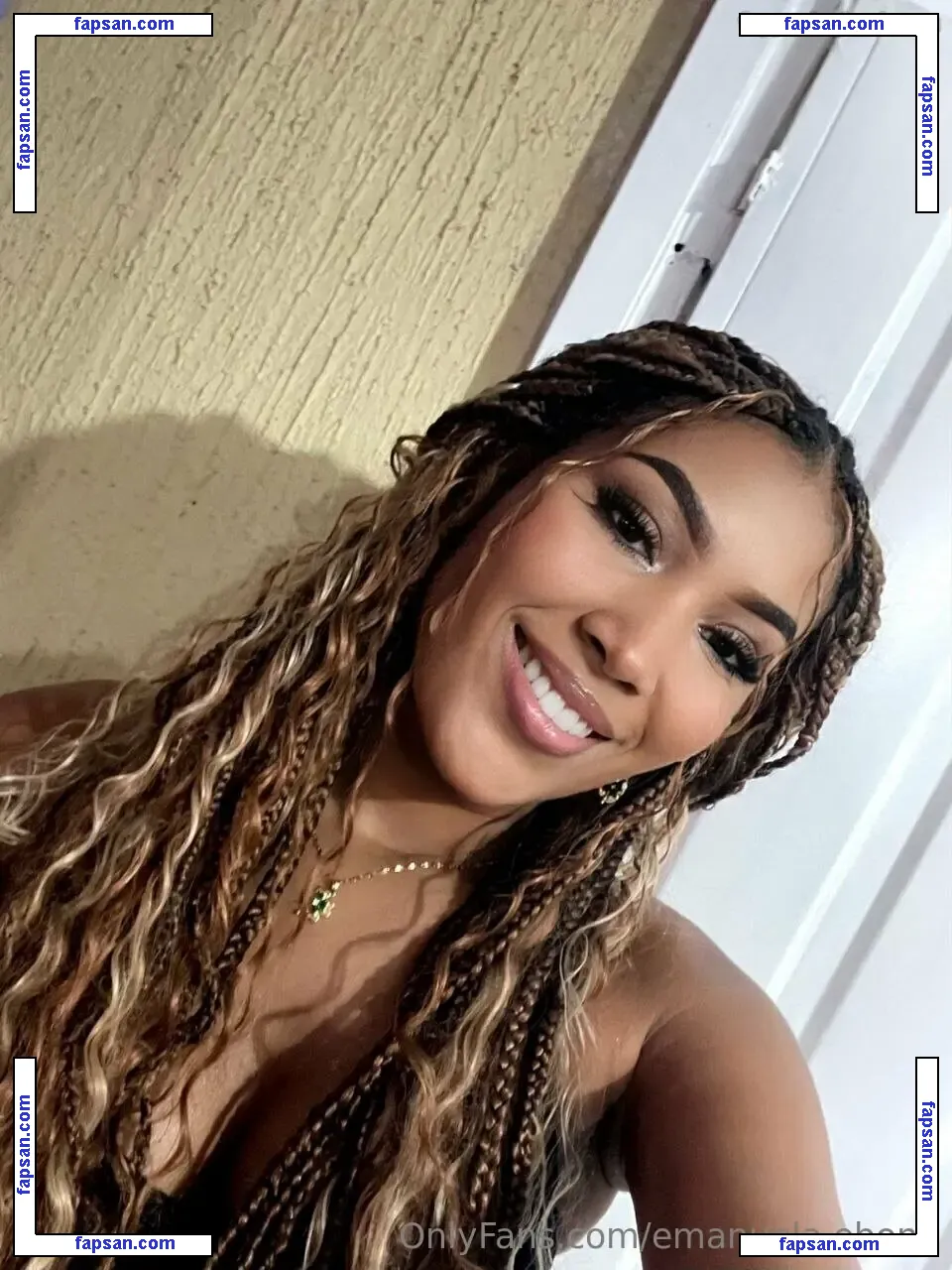 emanuela.ebony nude photo #0002 from OnlyFans