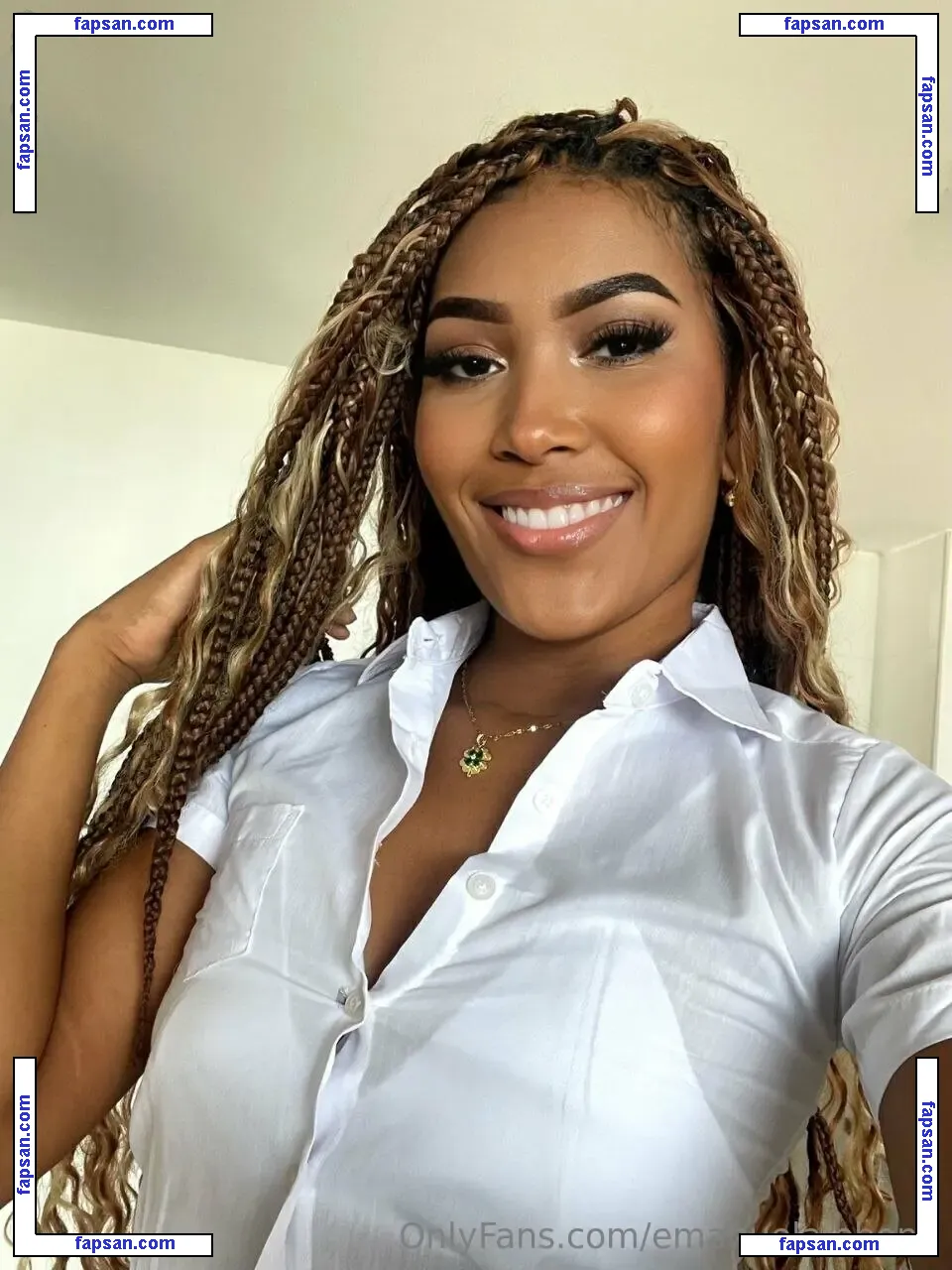 emanuela.ebony nude photo #0015 from OnlyFans