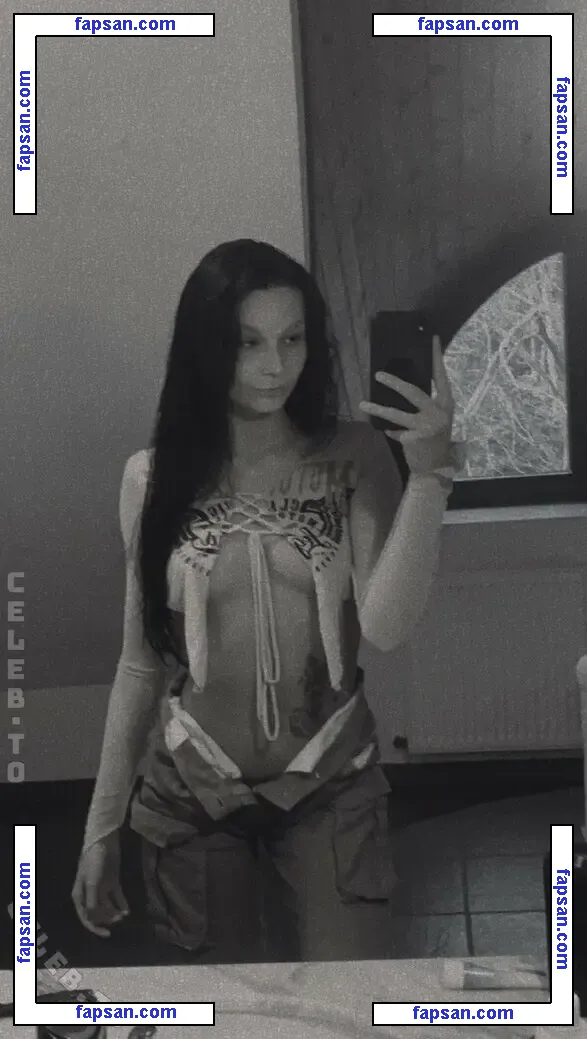 Ember Ems голая фото #0011 с Онлифанс