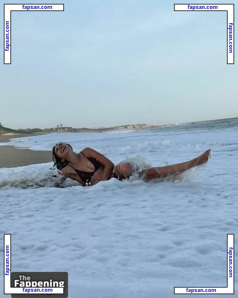 Emelia Hartford nude photo #0110 from OnlyFans