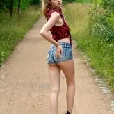 Emi Im Wunderland nude #0159