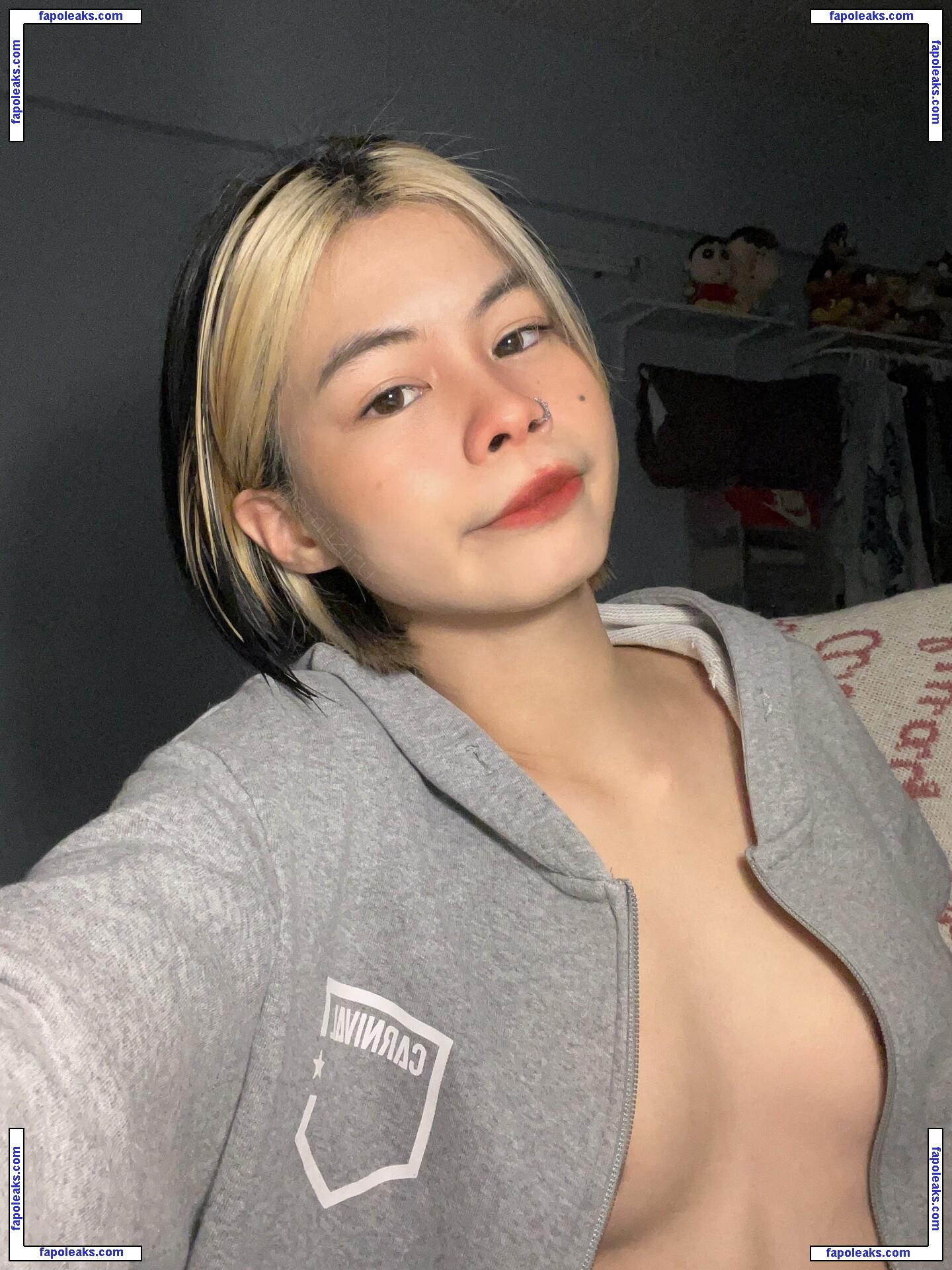 emiiziru nude photo #0006 from OnlyFans