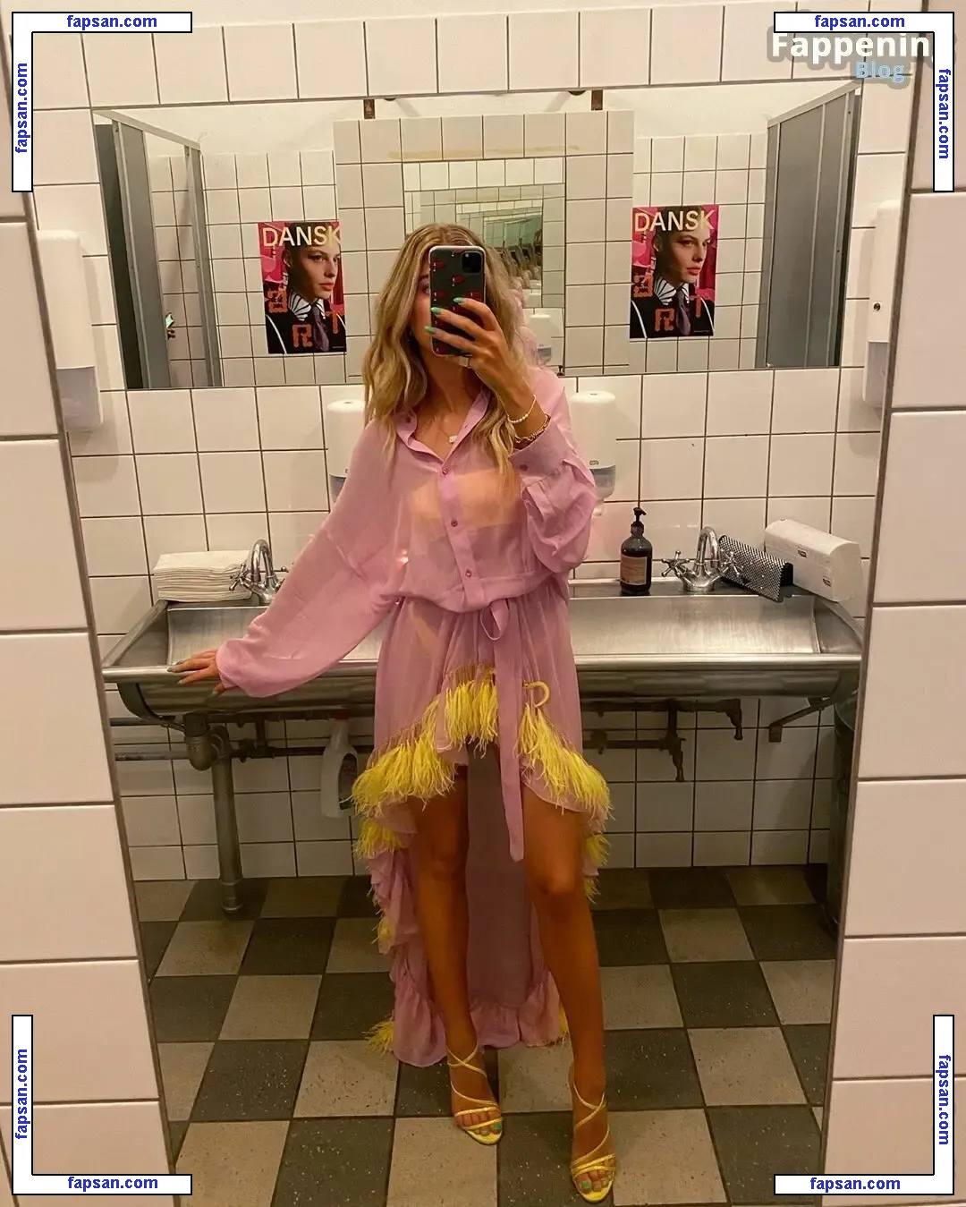 Emili Sindlev nude photo #0020 from OnlyFans