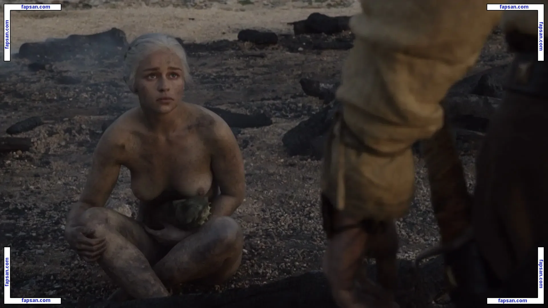 Emilia Clarke nude photo #0073 from OnlyFans
