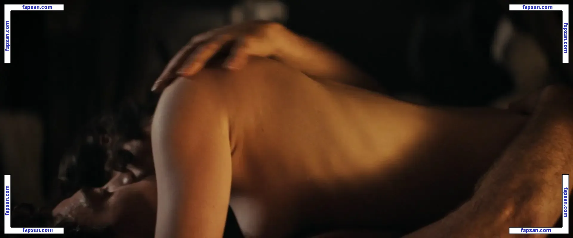Emilia Clarke nude photo #0412 from OnlyFans