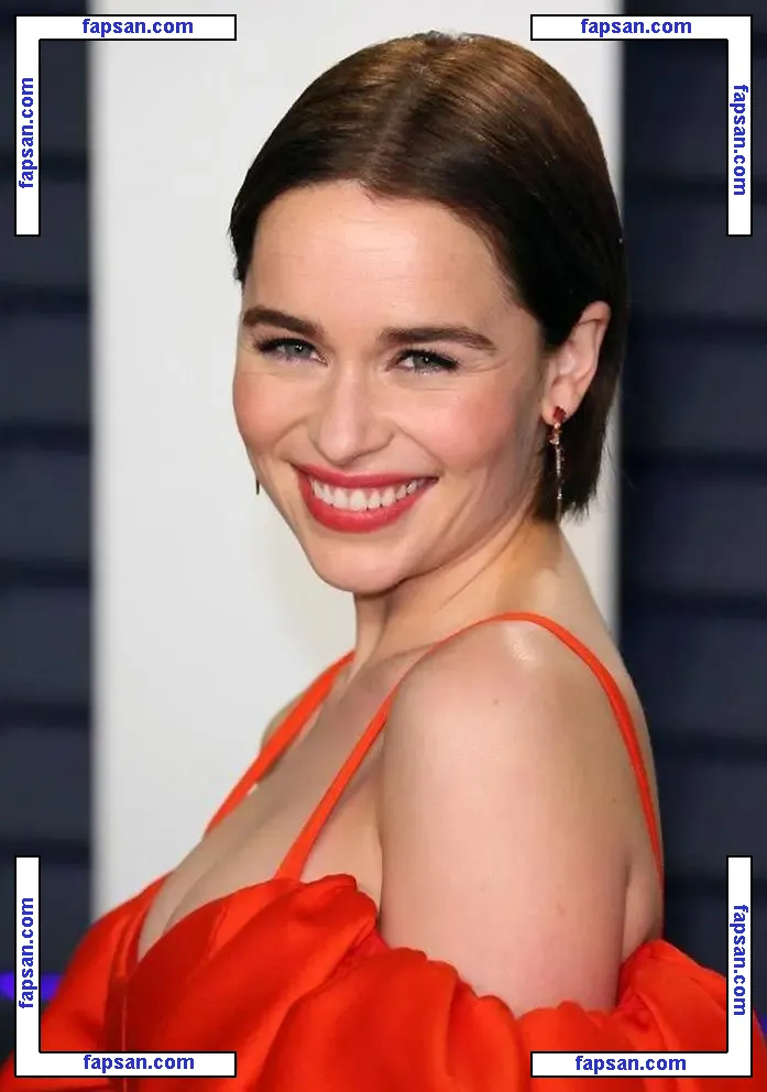 Emilia Clarke nude photo #0942 from OnlyFans