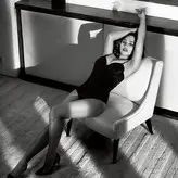 Emilia Clarke nude #0242
