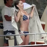 Emilia Clarke nude #0652