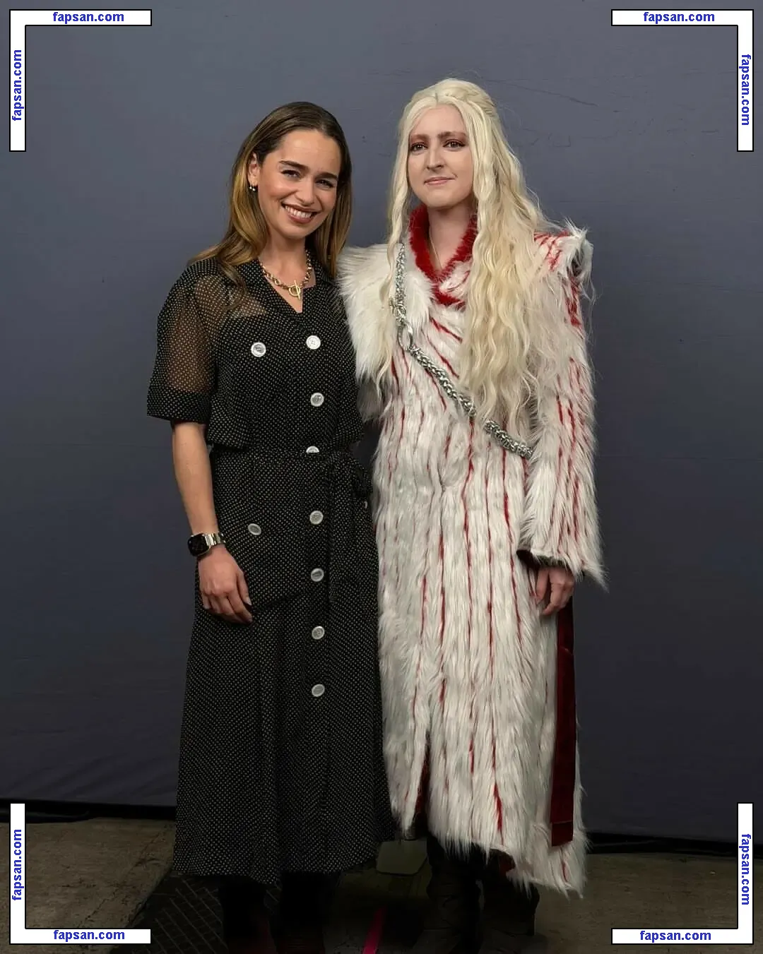 Emilia Clarke голая фото #1510 с Онлифанс