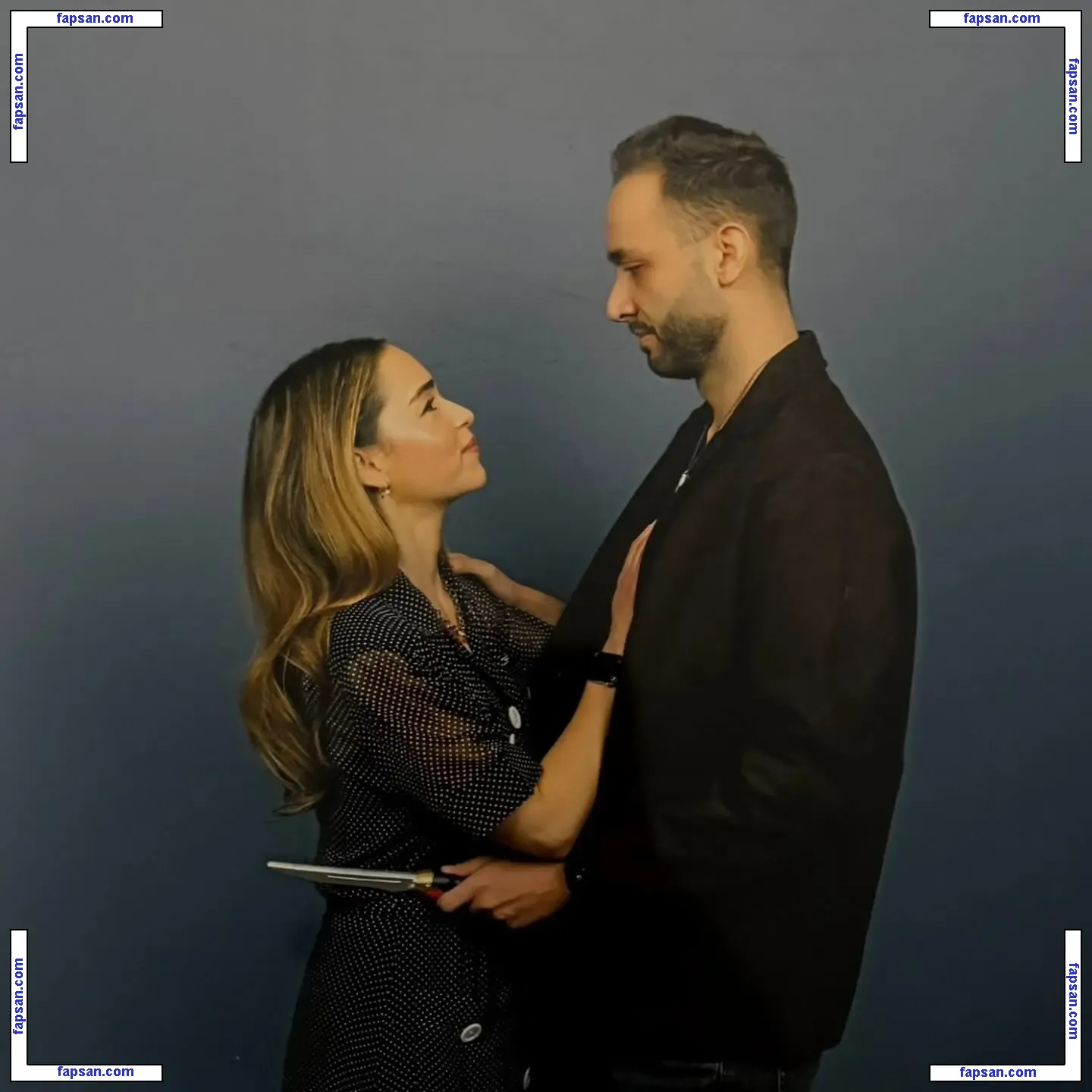 Emilia Clarke голая фото #1512 с Онлифанс