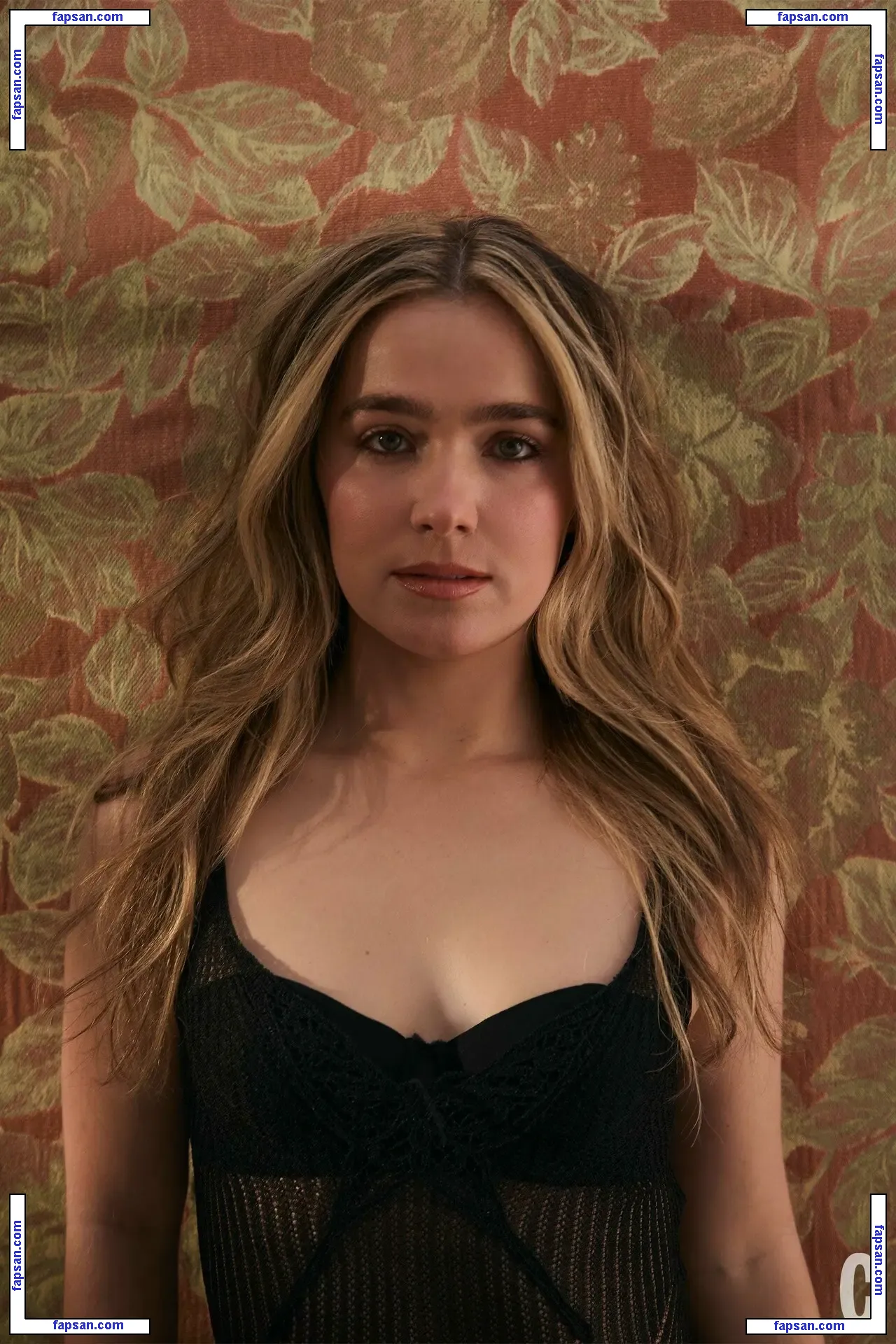 Emilia Clarke nude photo #1537 from OnlyFans