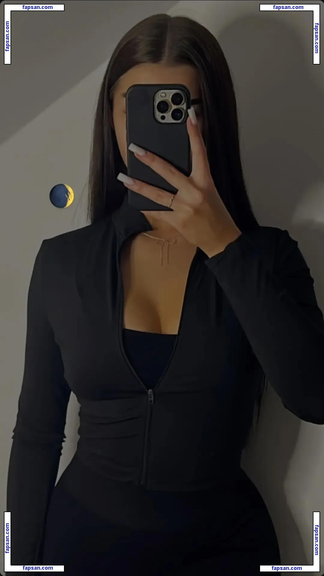 Emilia Wegrzynek nude photo #0021 from OnlyFans