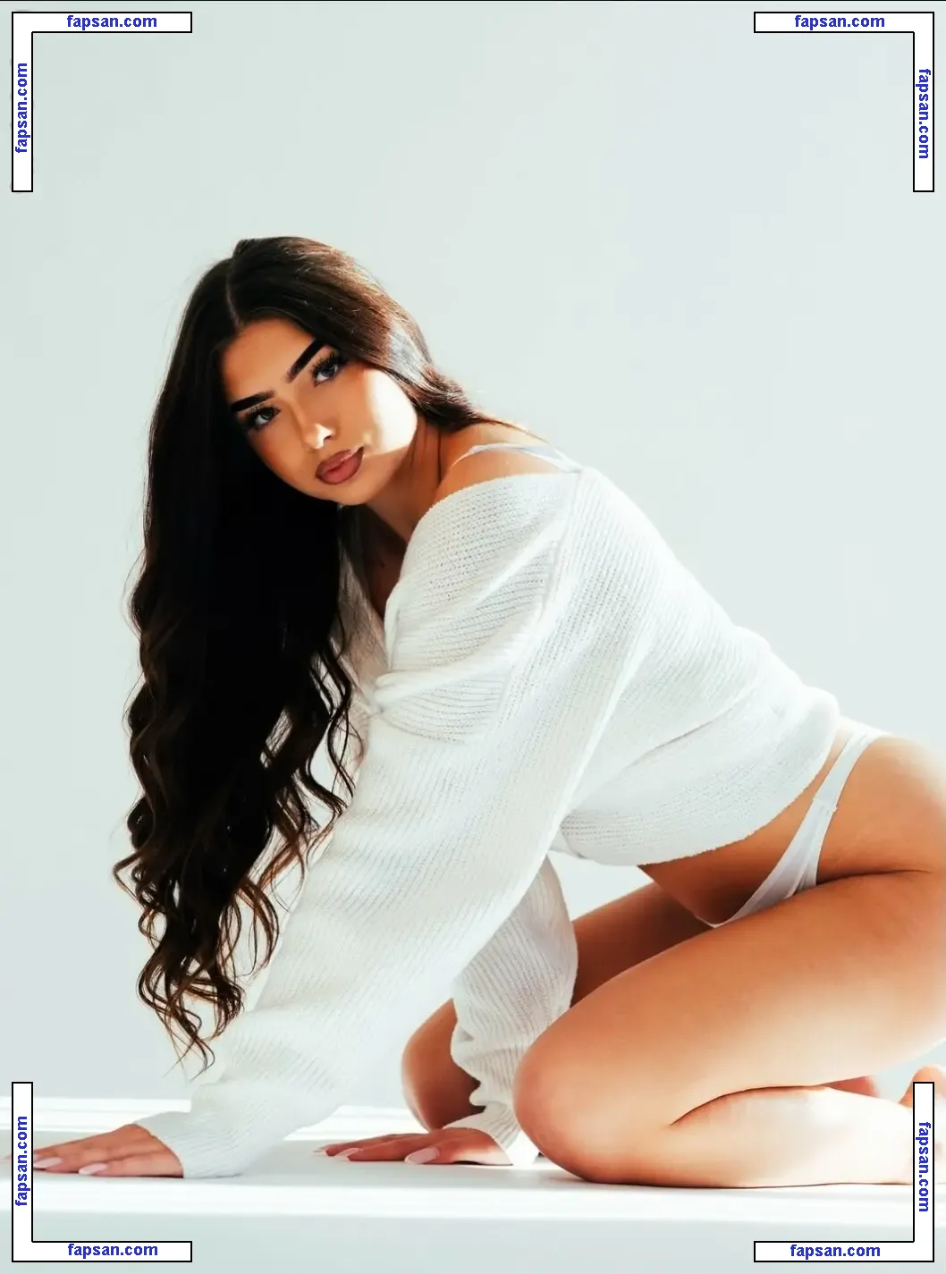 Emilia Wegrzynek nude photo #0032 from OnlyFans