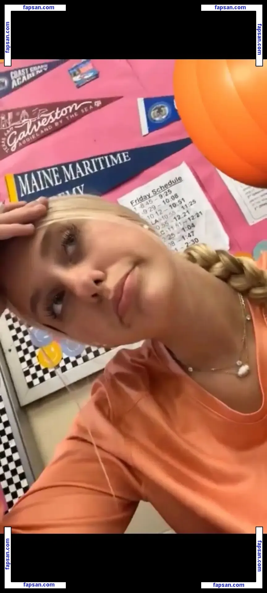 Emilia69 голая фото #0005 с Онлифанс