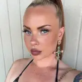 Emilie Brooklyn голая #0001